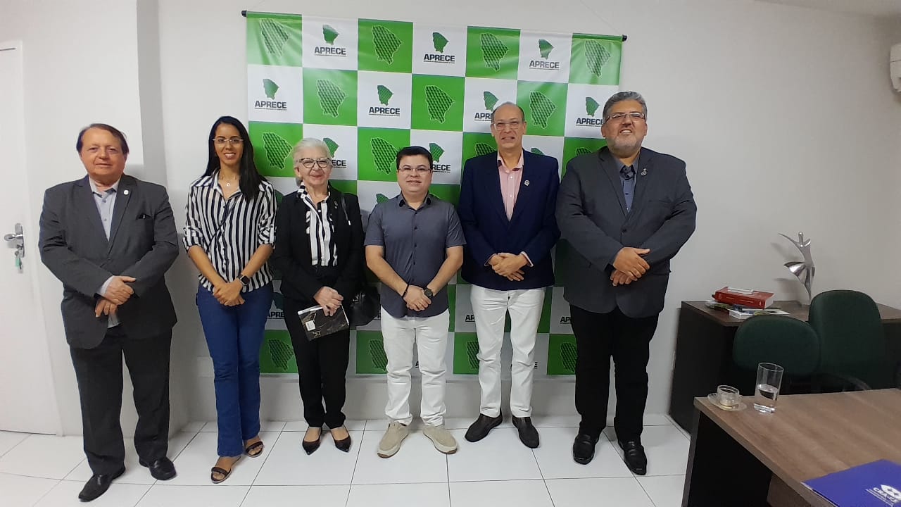 AADECE lança projeto de premiação para gestores municipais reeleitos com boas práticas de governança pública