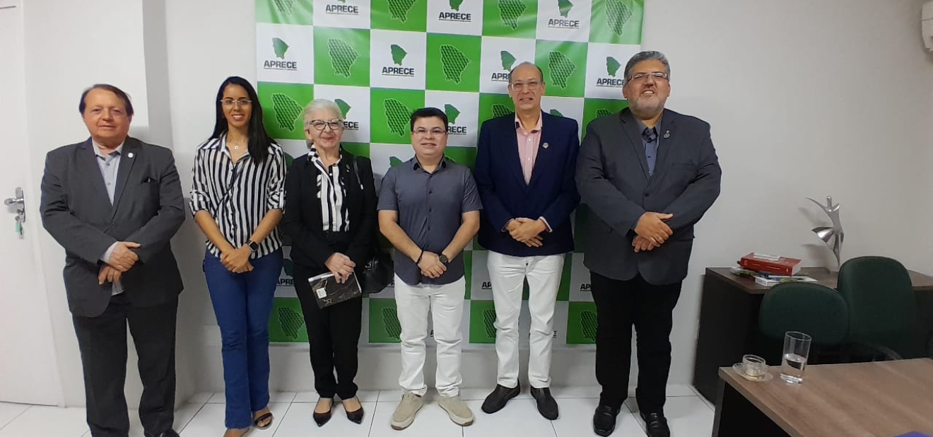 AADECE lança projeto de premiação para gestores municipais reeleitos com boas práticas de governança pública